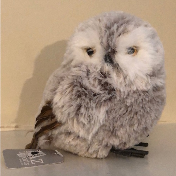 Other - Owl decor with soft fur and feathers